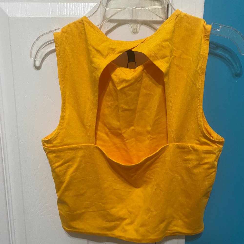 Yellow Tanktop - Picture 2 of 2